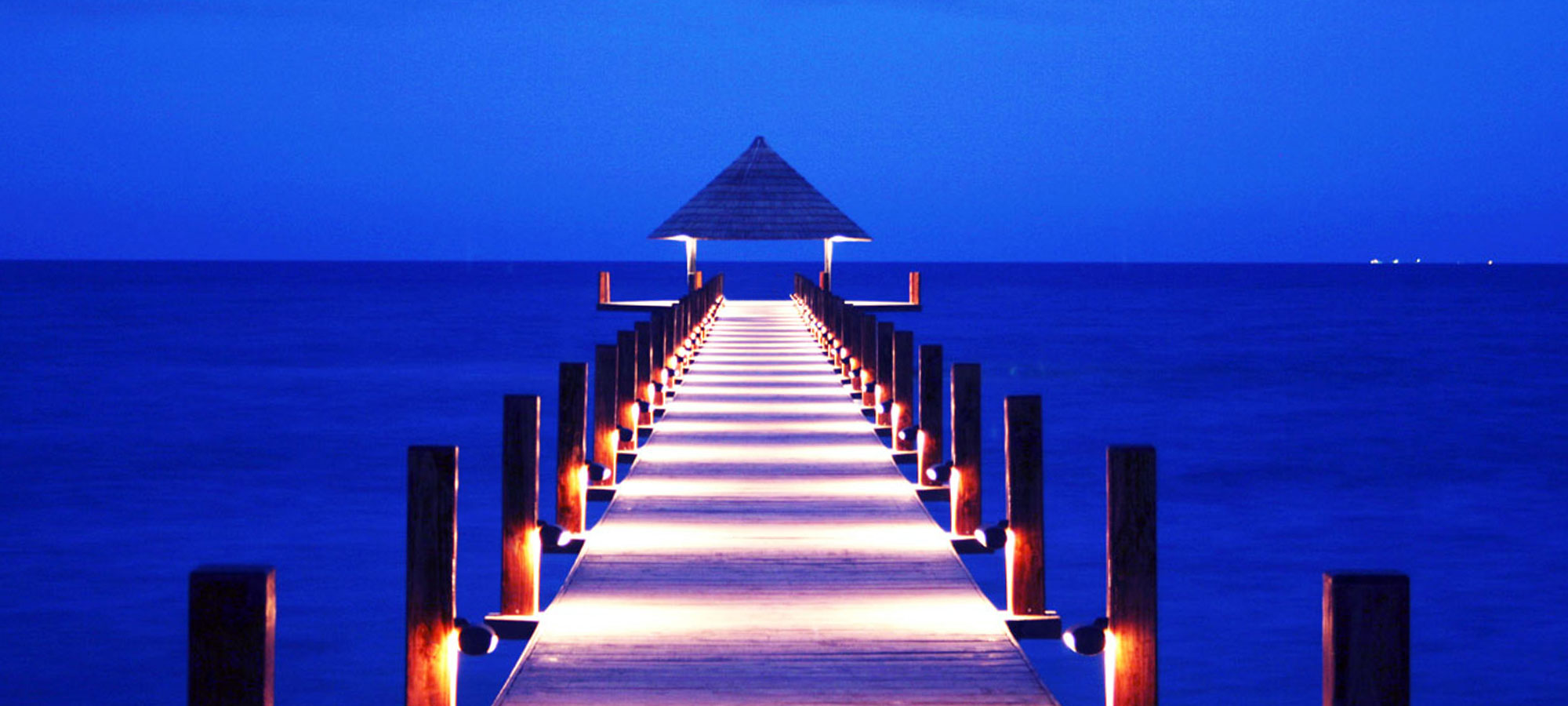 Pier building